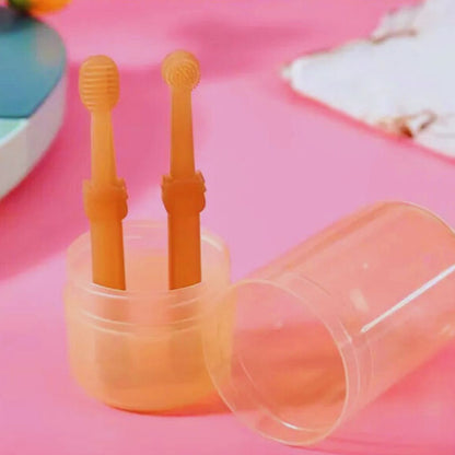 Silicone dog toothbrush set with travel case