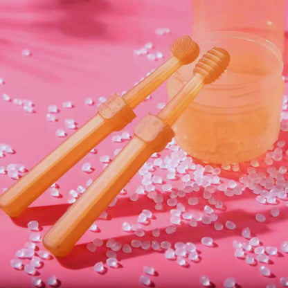 Silicone dog toothbrush set with travel case