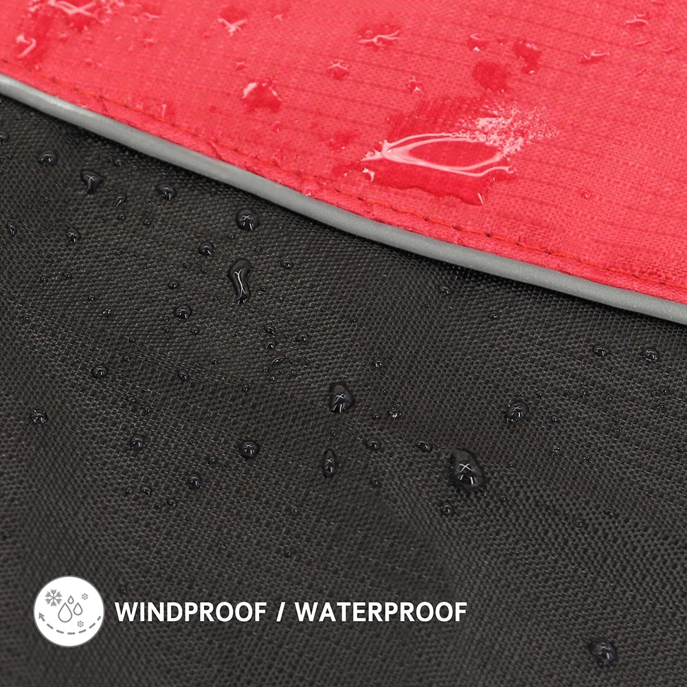 Waterproof raincoat for dogs, including suitability for dog harnesses "Storm Protection+"