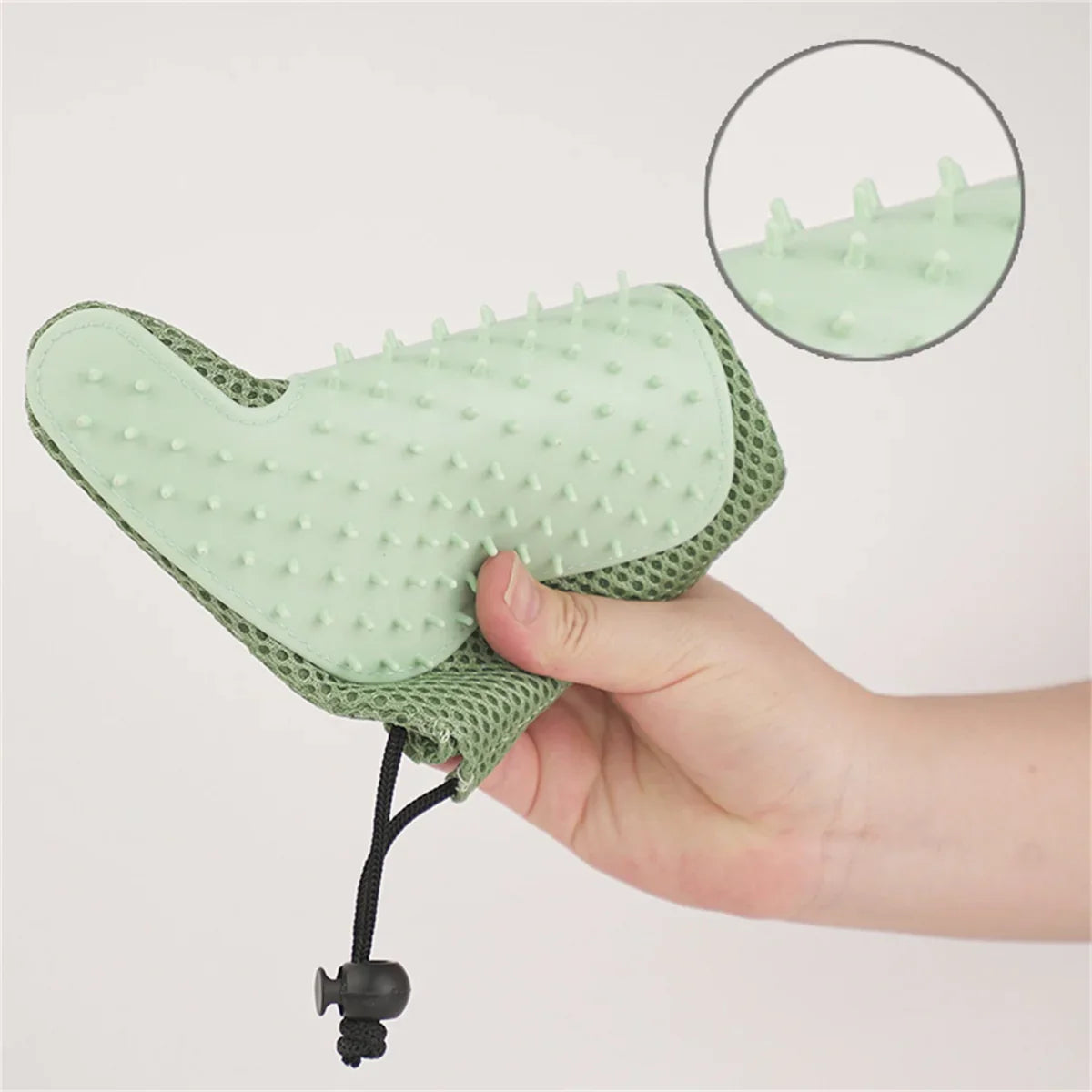 2-in-1 cat glove for grooming